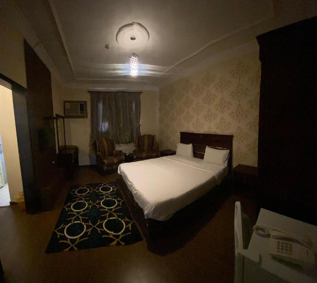 Inwan Residential Units Aparthotel Дамам Екстериор снимка