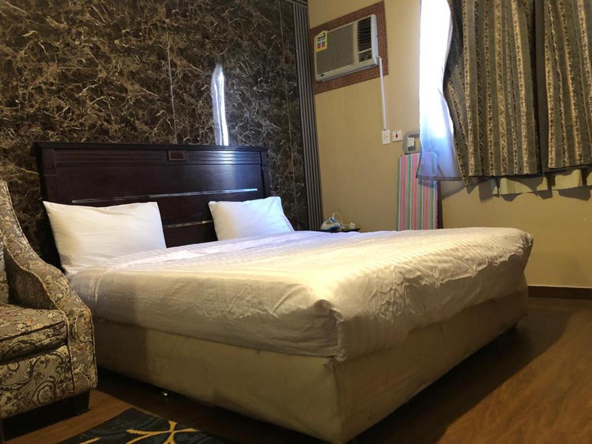 Inwan Residential Units Aparthotel Дамам Екстериор снимка